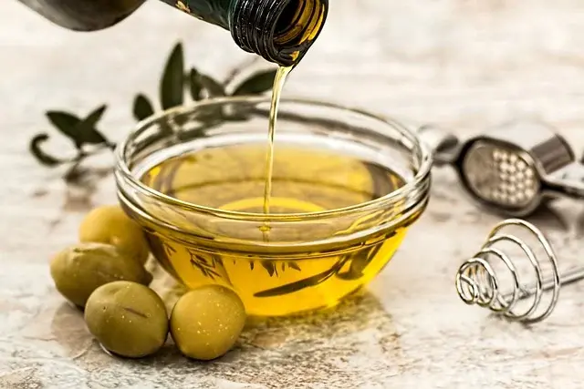 L’olio d’oliva: una risorsa onnipresente