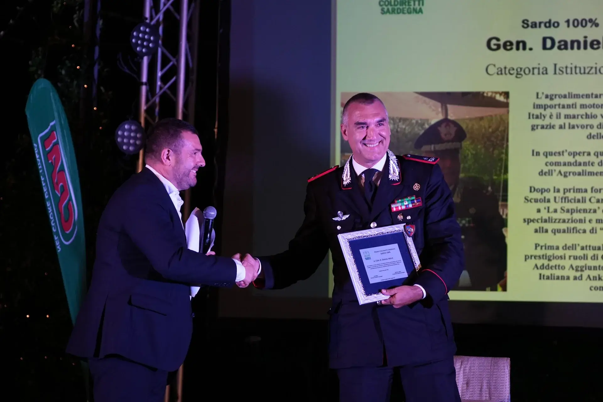 Premiazione durante un evento Italy Food Awards